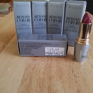 Avon Beyond Color Lipstick